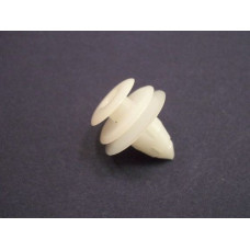 98468 Держатель задней боковой обшивки салона Toyota