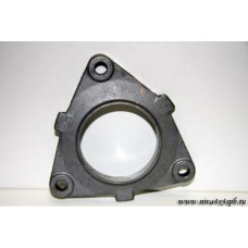 Крышка переднего моста боковая привода 2121 (треугольная)