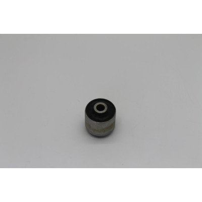 .Сайлентблок реактивных тяг 21217 мал.